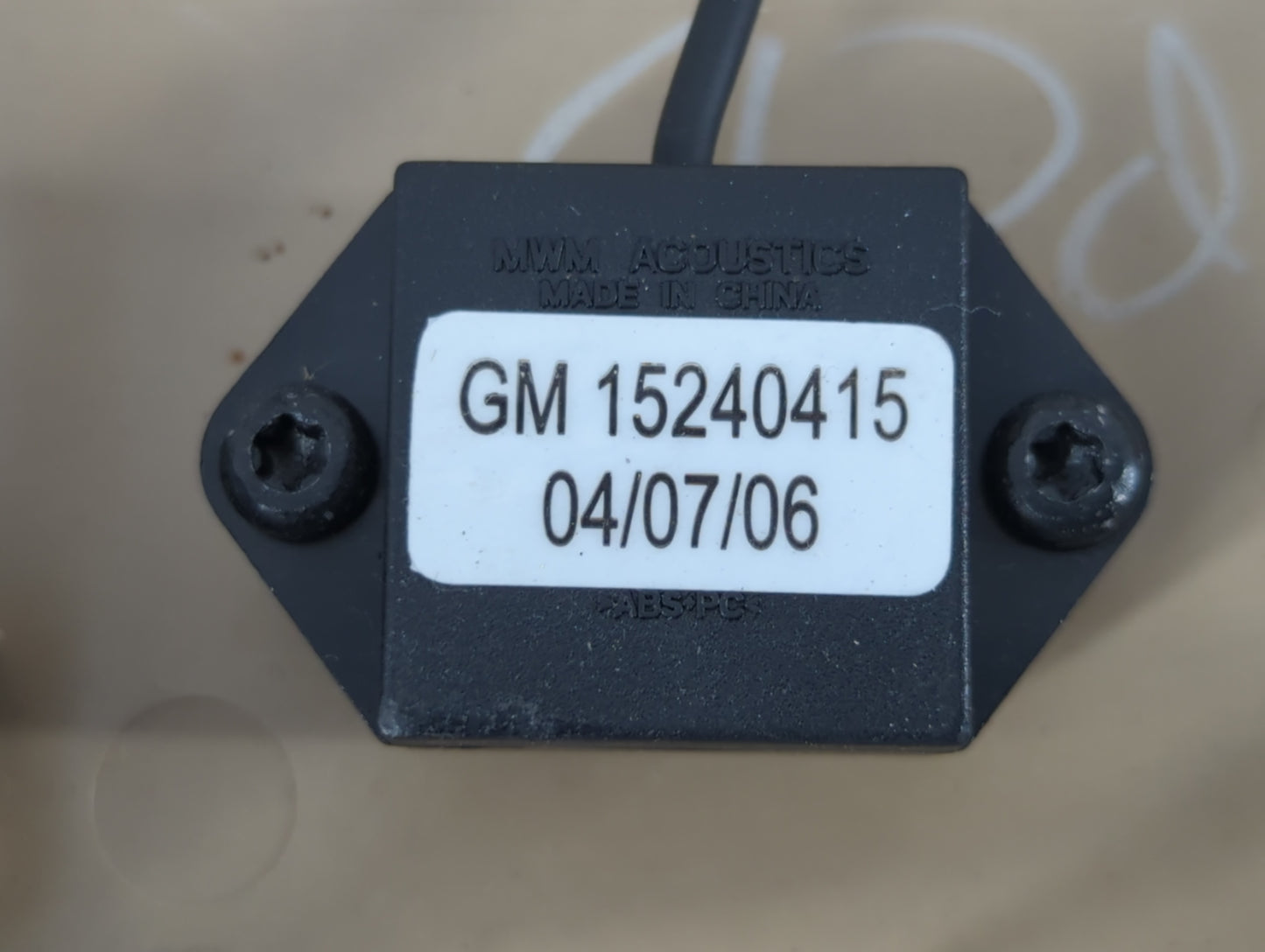 2006 Cadillac Srx Overhead Roof Console - Oemusedautoparts1.com