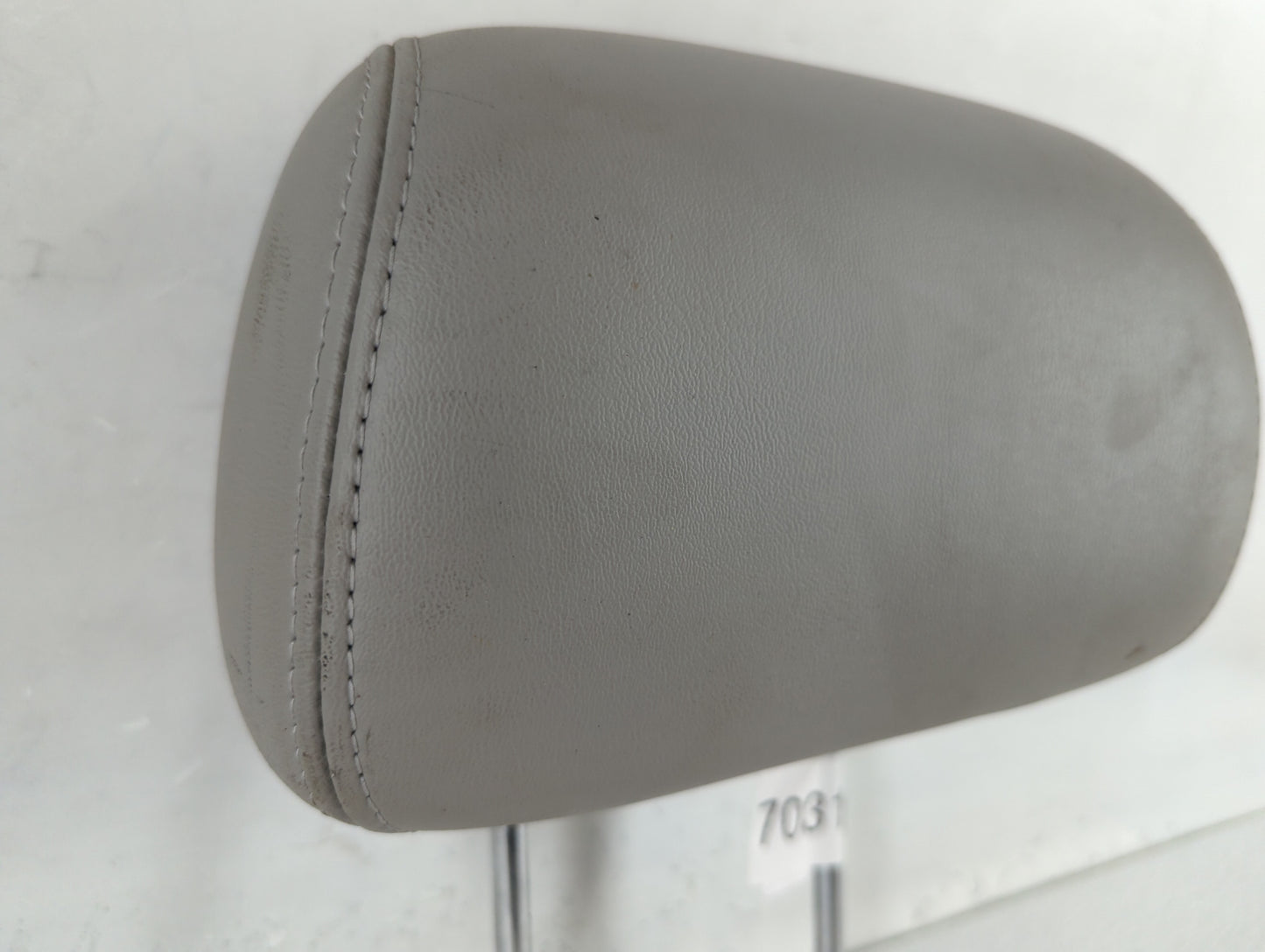 2004-2006 Cadillac Srx Headrest Head Rest Front Driver Passenger Seat - Oemusedautoparts1.com