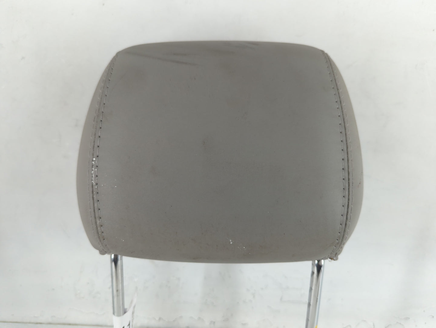 2004-2006 Cadillac Srx Headrest Head Rest Front Driver Passenger Seat - Oemusedautoparts1.com