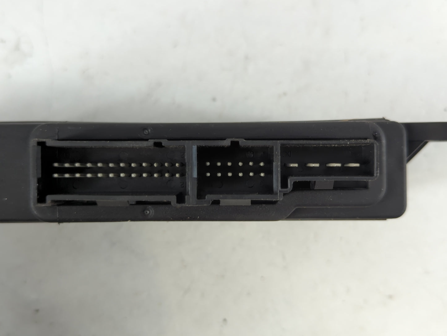 2006-2006 Cadillac Srx Body Control Module Bcm Inner Cabin Fuse Box - Oemusedautoparts1.com