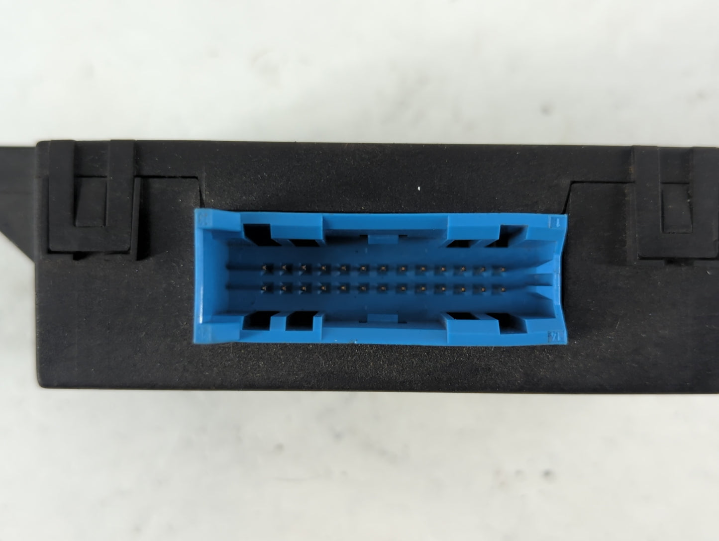 2004-2006 Cadillac Srx Body Control Module Bcm Inner Cabin Fuse Box - Oemusedautoparts1.com