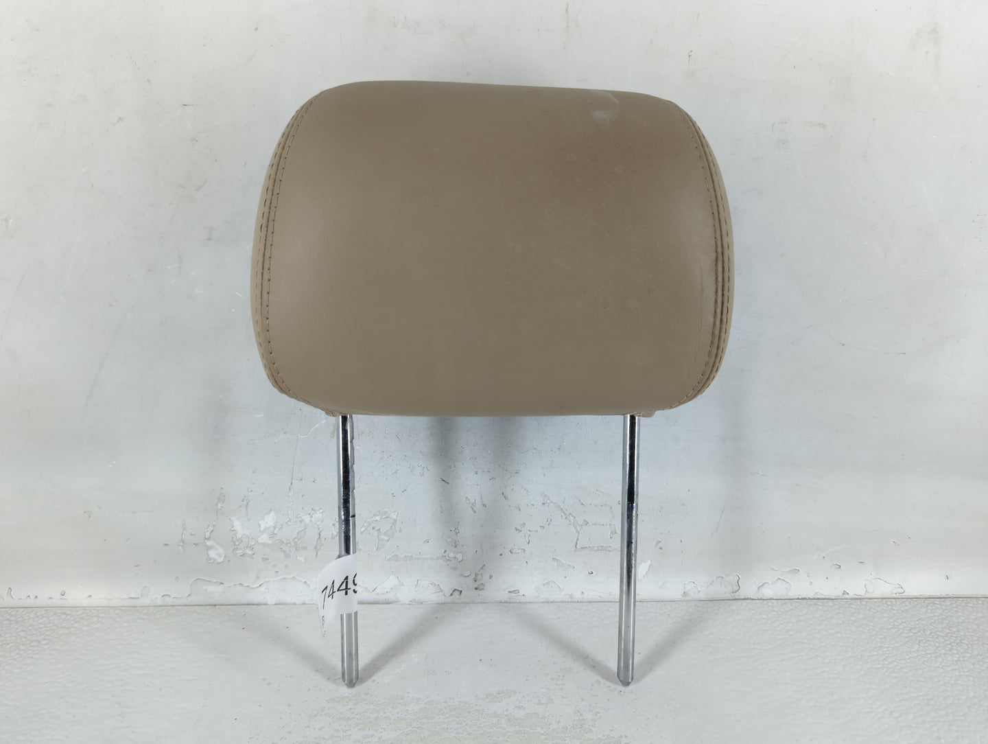 2004-2006 Cadillac Srx Headrest Head Rest Front Driver Passenger Seat Fits Fits 2004 2005 2006 OEM Used Auto Parts - Oemused