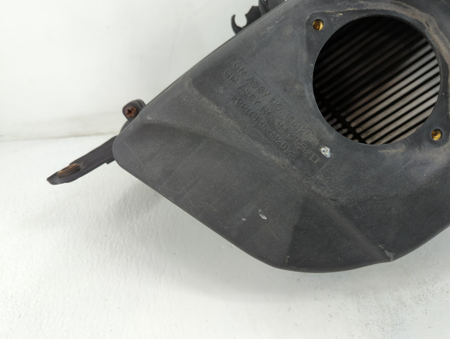2004-2006 Cadillac Srx Air Cleaner Intake-duct Hose Tube - Oemusedautoparts1.com