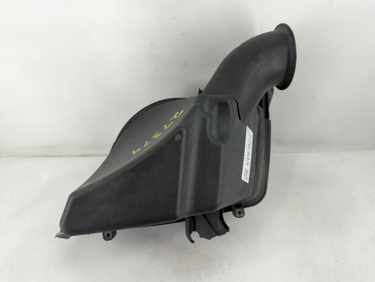2004-2006 Cadillac Srx Air Cleaner Intake-duct Hose Tube - Oemusedautoparts1.com