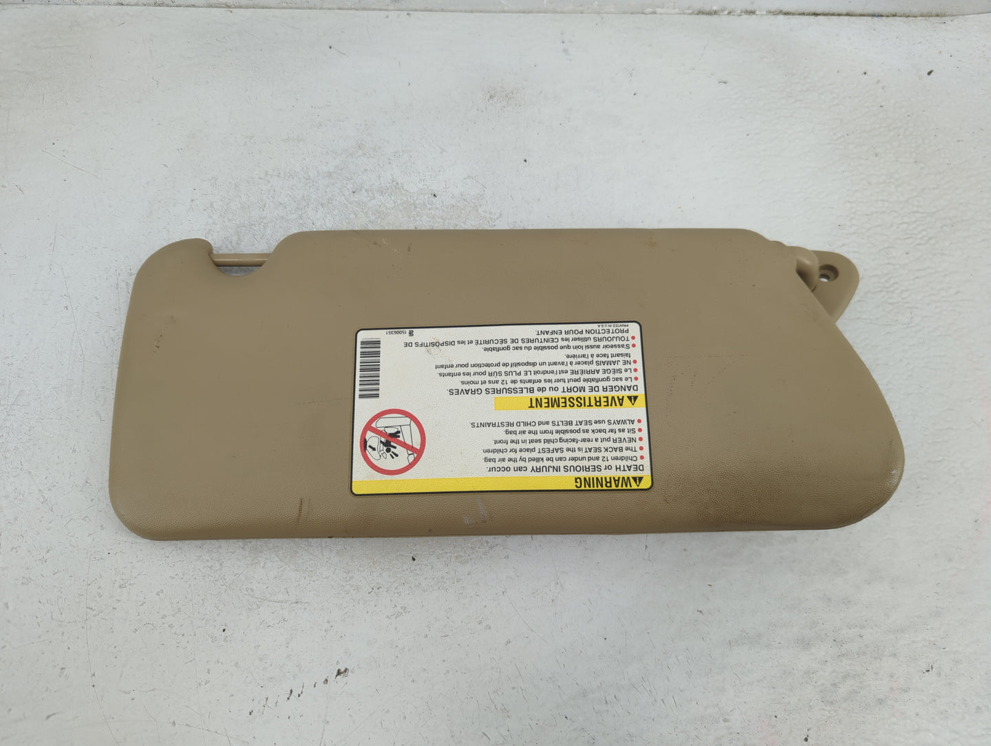 2004-2009 Cadillac Srx Sun Visor Shade Replacement Driver Left Mirror Fits Fits 2004 2005 2006 2007 2008 2009 OEM Used Auto 