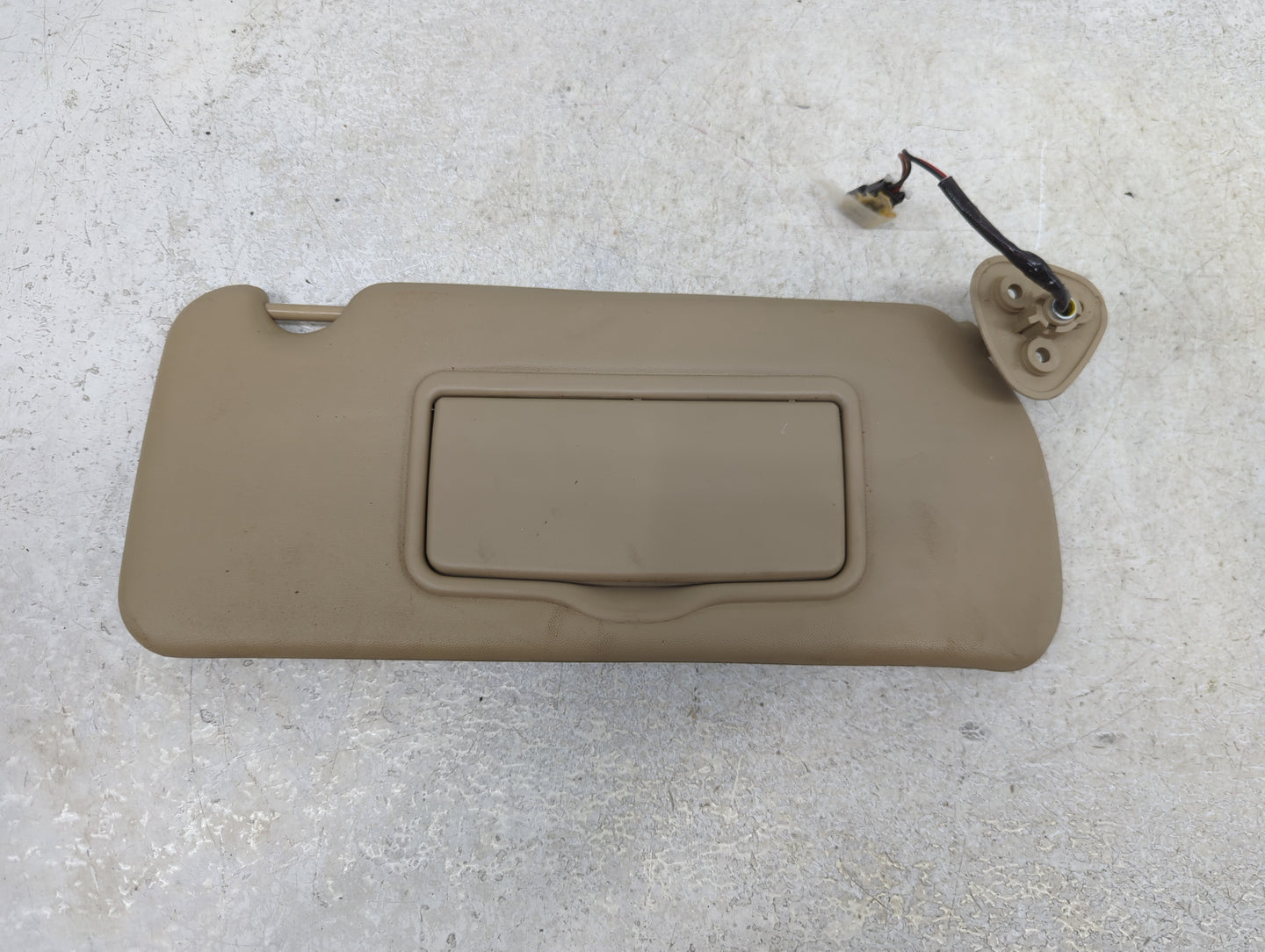 2004-2009 Cadillac Srx Sun Visor Shade Replacement Passenger Right Mirror Fits Fits 2004 2005 2006 2007 2008 2009 OEM Used A
