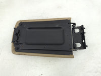 2004-2006 Cadillac Srx Center Console Armrest Cover Lid P/N:311 05 1 303 022 022 Fits Fits 2004 2005 2006 OEM Used Auto Part