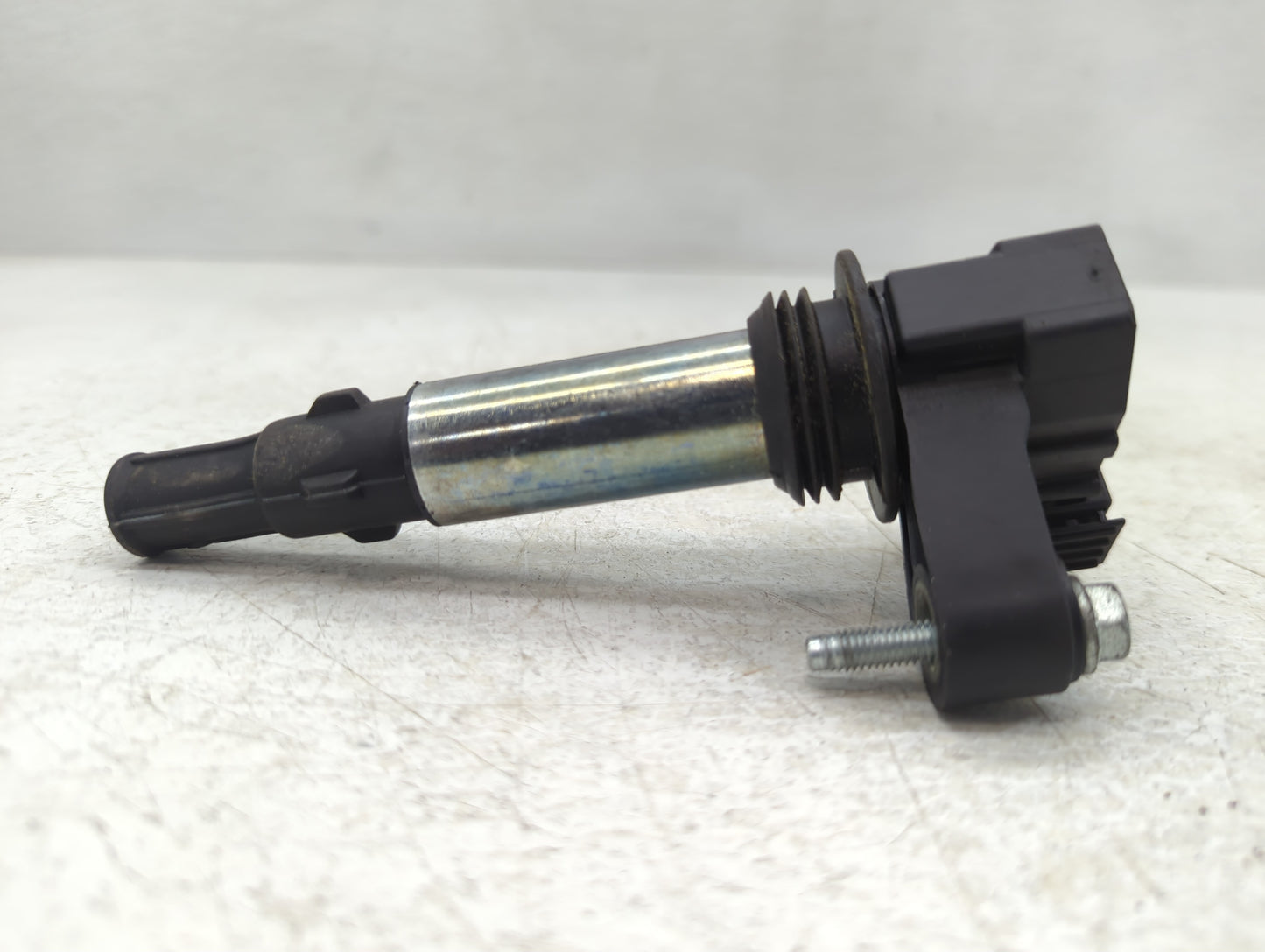 2005-2009 Cadillac Sts Ignition Coil Igniter Pack - Oemusedautoparts1.com