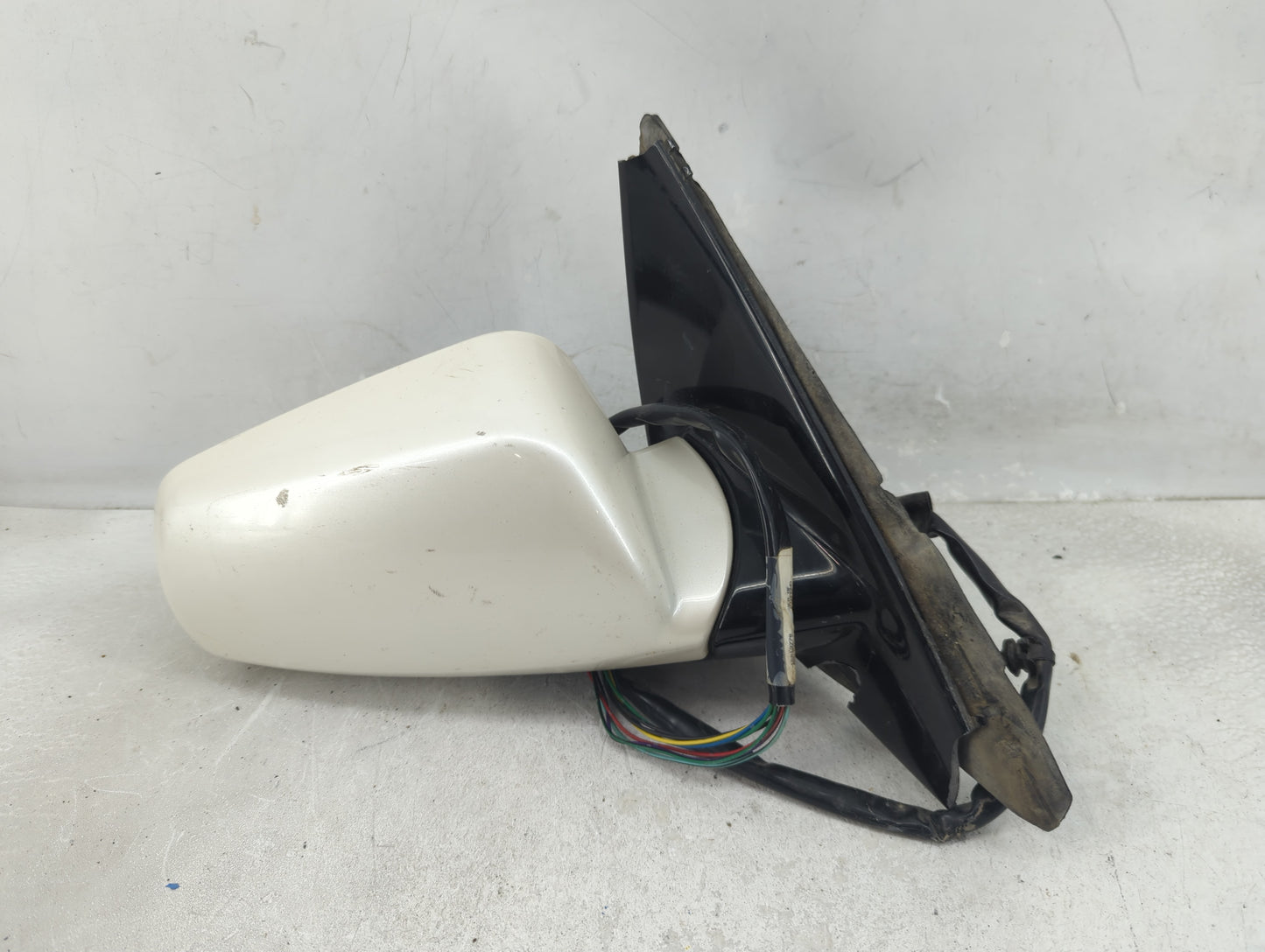 2005-2007 Cadillac Sts Driver Left Side View Power Door Mirror White - Oemusedautoparts1.com
