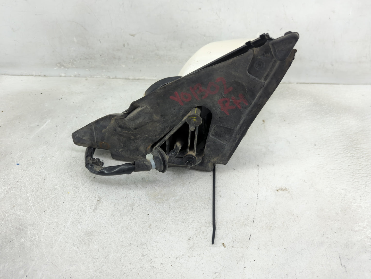2005-2007 Cadillac Sts Driver Left Side View Power Door Mirror White - Oemusedautoparts1.com