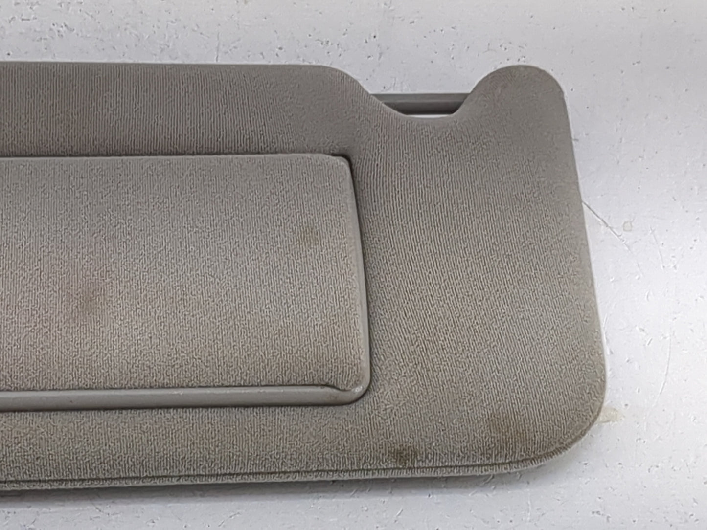 2005-2007 Cadillac Sts Sun Visor Shade Replacement Driver Left Mirror Fits Fits 2005 2006 2007 OEM Used Auto Parts - Oemused