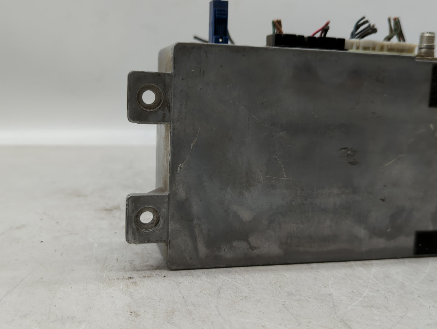 2005-2011 Cadillac Sts Radio AM FM Cd Player Receiver Replacement P/N:03603638075 15921106 Fits OEM Used Auto Parts - Oemuse
