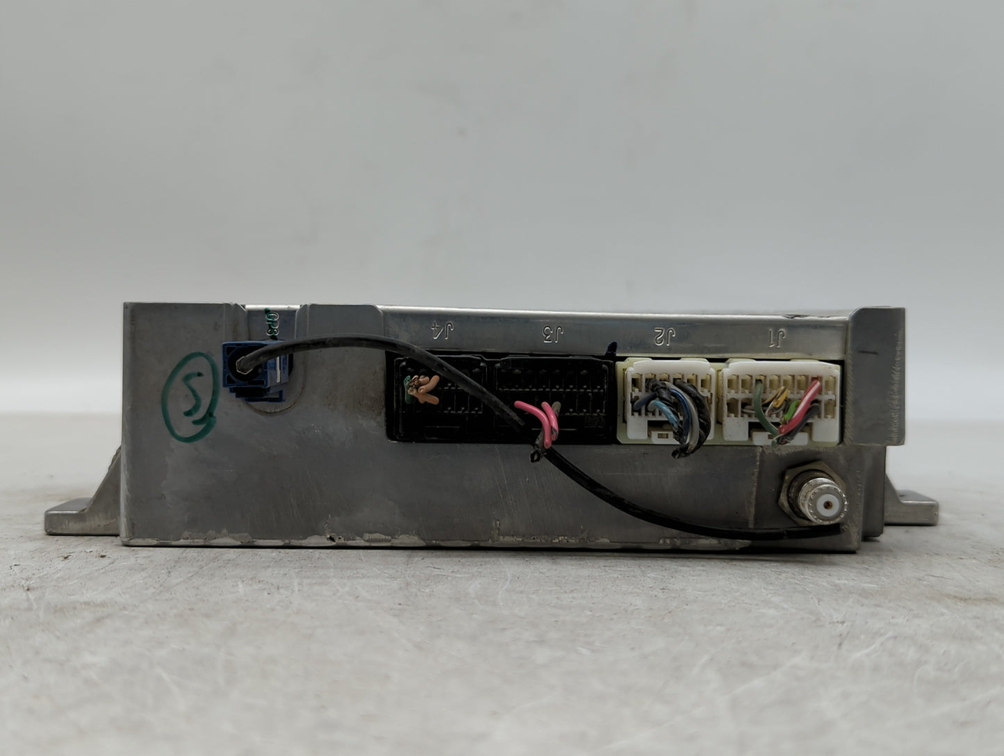 2005-2011 Cadillac Sts Radio AM FM Cd Player Receiver Replacement P/N:03603638075 15921106 Fits OEM Used Auto Parts - Oemuse
