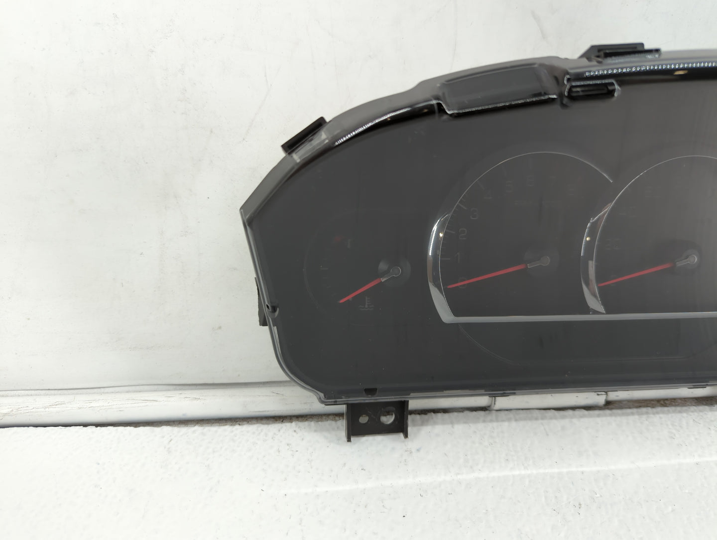 2006 Cadillac Sts Instrument Cluster Speedometer Gauges P/N:10382309 15926684, 15826684 Fits OEM Used Auto Parts - Oemusedau