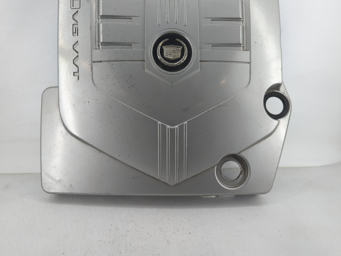 2006 Cadillac Sts Engine Cover - Oemusedautoparts1.com