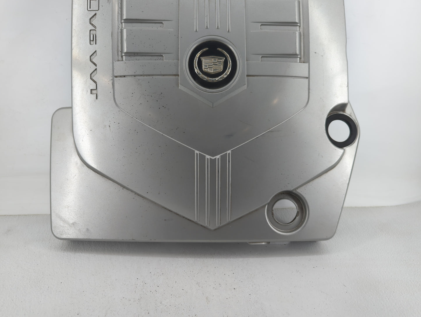 2006 Cadillac Sts Engine Cover - Oemusedautoparts1.com