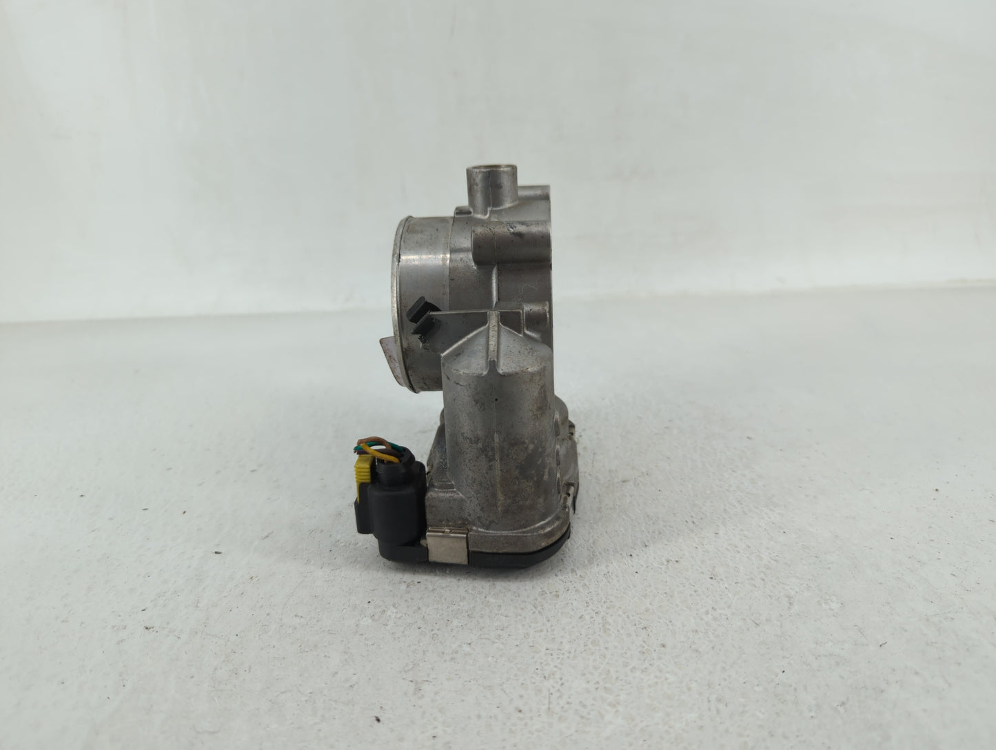 2005-2007 Cadillac Sts Throttle Body P/N:12571081 12589056 Fits Fits 2004 2005 2006 2007 2008 OEM Used Auto Parts - Oemuseda