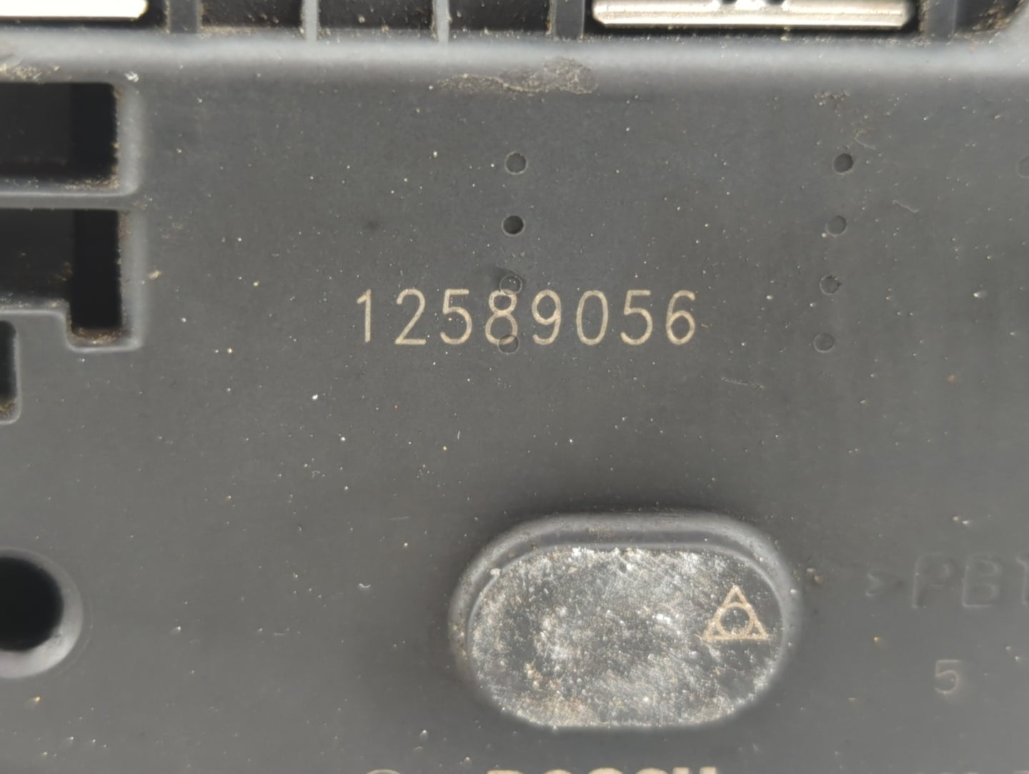 2005-2007 Cadillac Sts Throttle Body P/N:12571081 12589056 Fits Fits 2004 2005 2006 2007 2008 OEM Used Auto Parts - Oemuseda