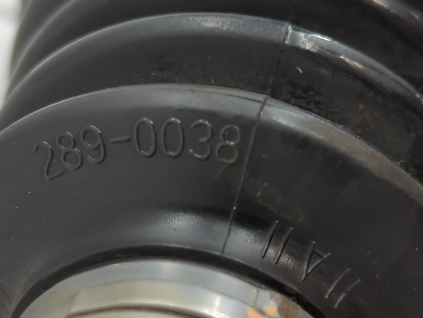 2005-2011 Cadillac Sts Axle Shaft Front Driver Cv C/v - Oemusedautoparts1.com