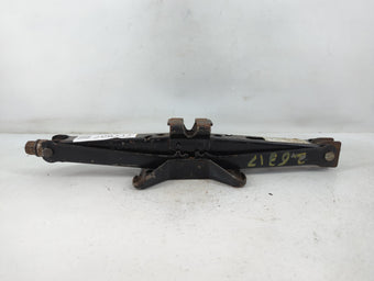 compare product 2006 Cadillac Sts Spare Scissor Car Jack