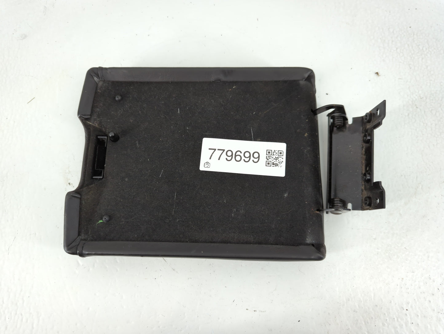 2006 Cadillac Sts Center Console Armrest Cover Lid Fits OEM Used Auto Parts - Oemusedautoparts1.com