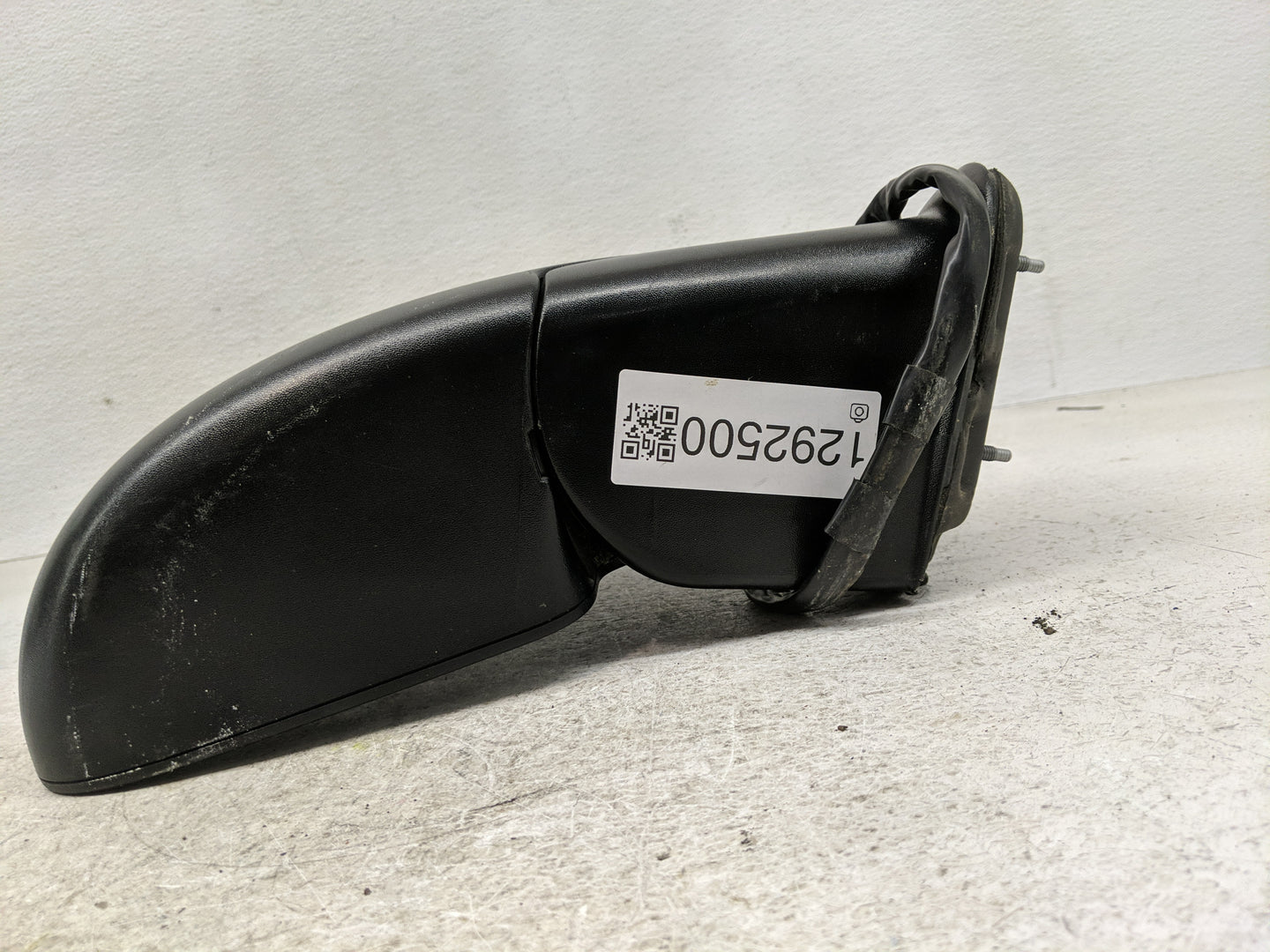 2003-2006 Chevrolet Avalanche Passenger Side View Mirror - Right Door Mirror OEM Used - Oemusedautoparts1.com