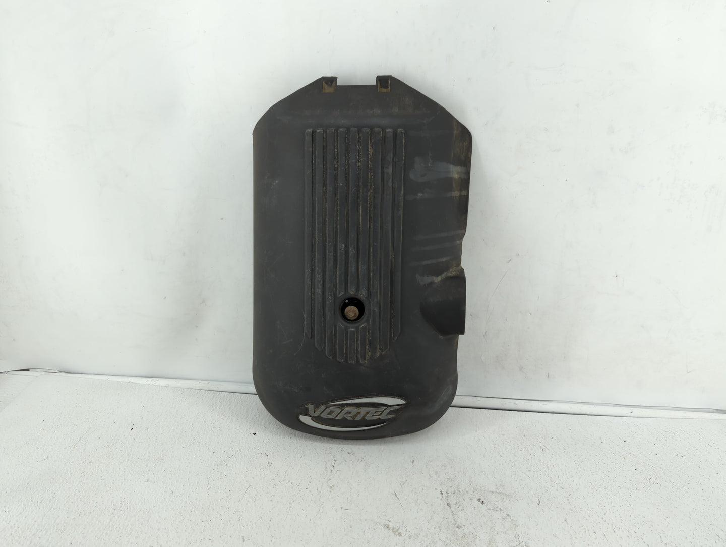 2006 Chevrolet Avalanche Engine Cover - Oemusedautoparts1.com