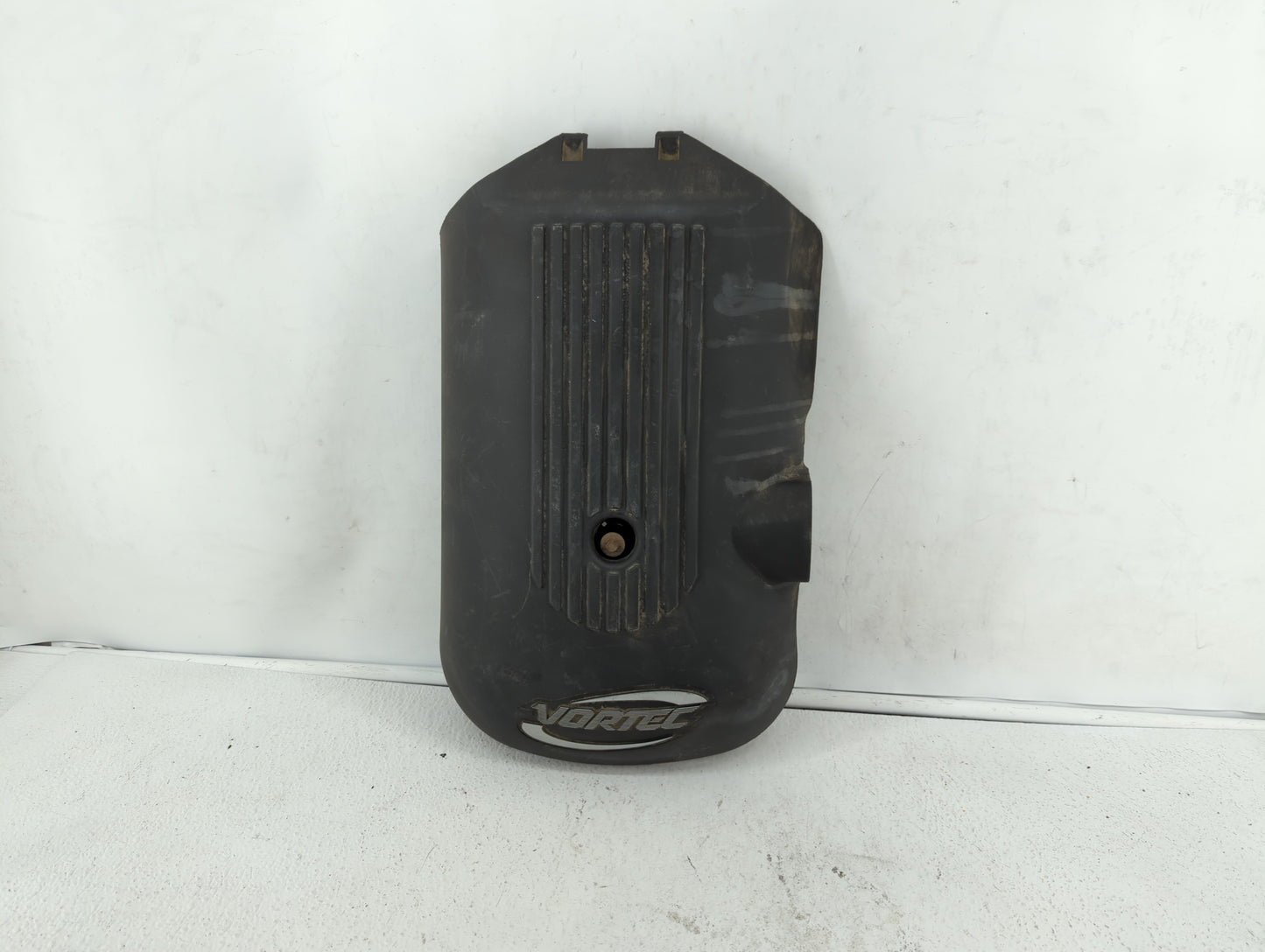 2006 Chevrolet Avalanche Engine Cover - Oemusedautoparts1.com