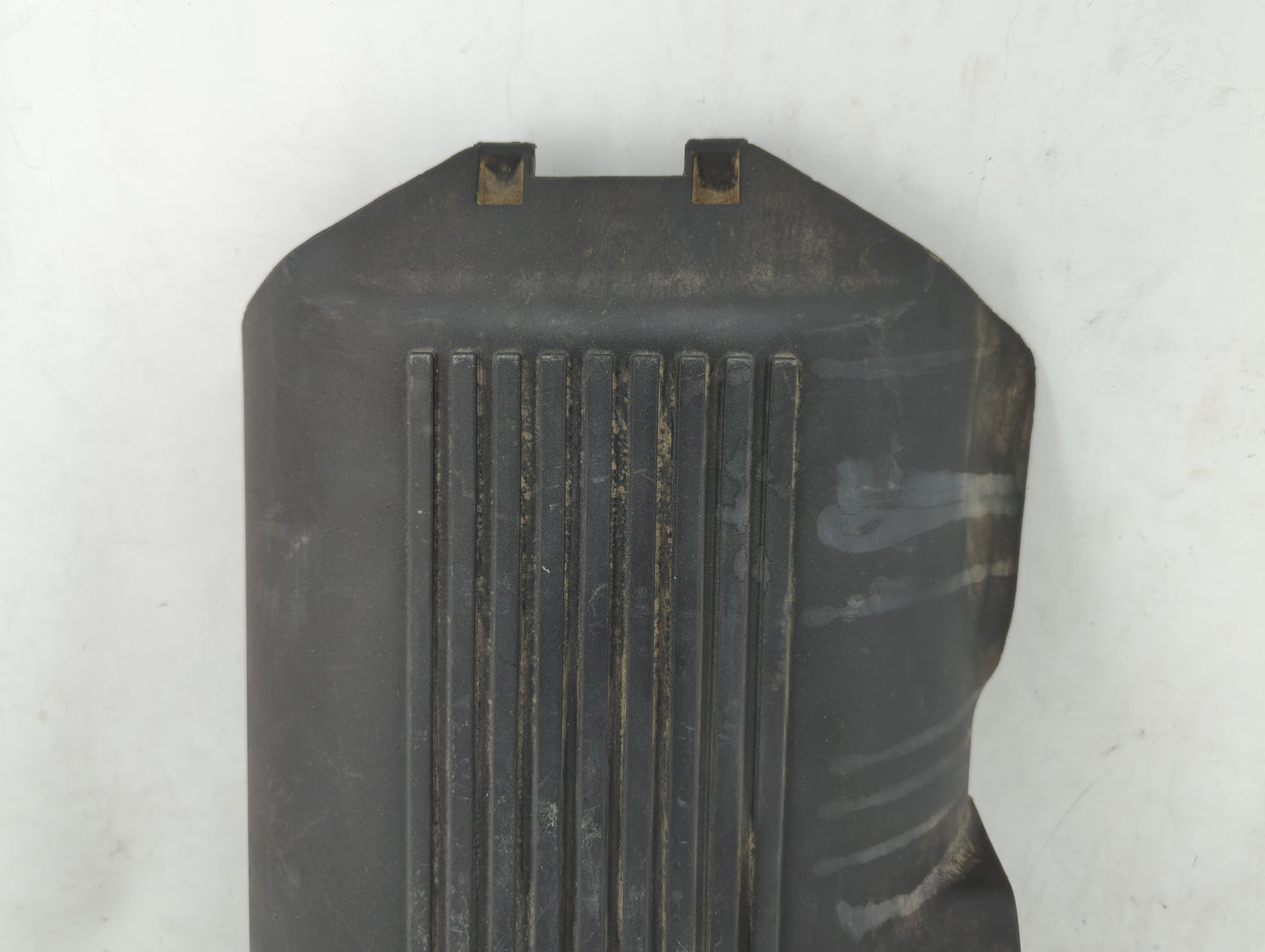 2006 Chevrolet Avalanche Engine Cover - Oemusedautoparts1.com