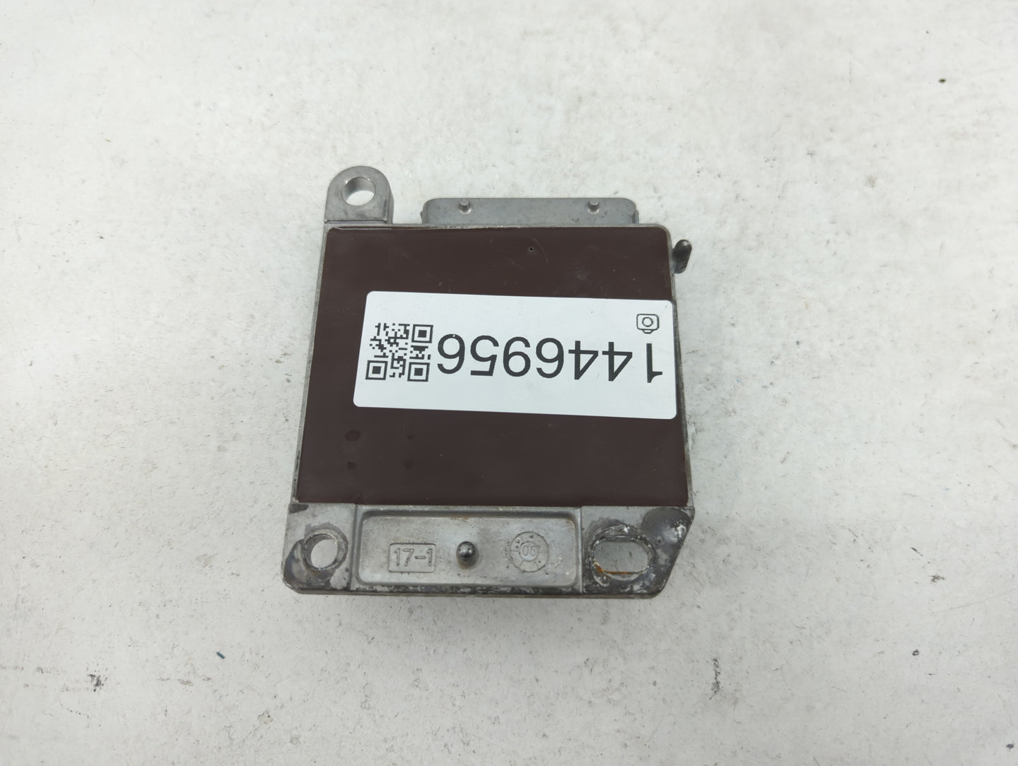 2006 Chevrolet Avalanche 1500 Safety Restraint Srs Airbag Control Module - Oemusedautoparts1.com
