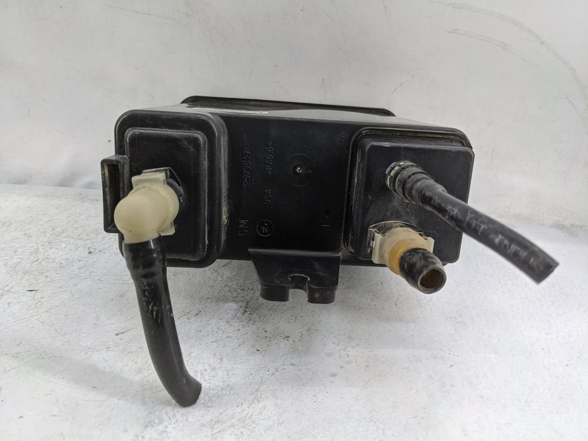 2006 Chevrolet Avalanche 1500 Fuel Vapor Charcoal Canister - Oemusedautoparts1.com