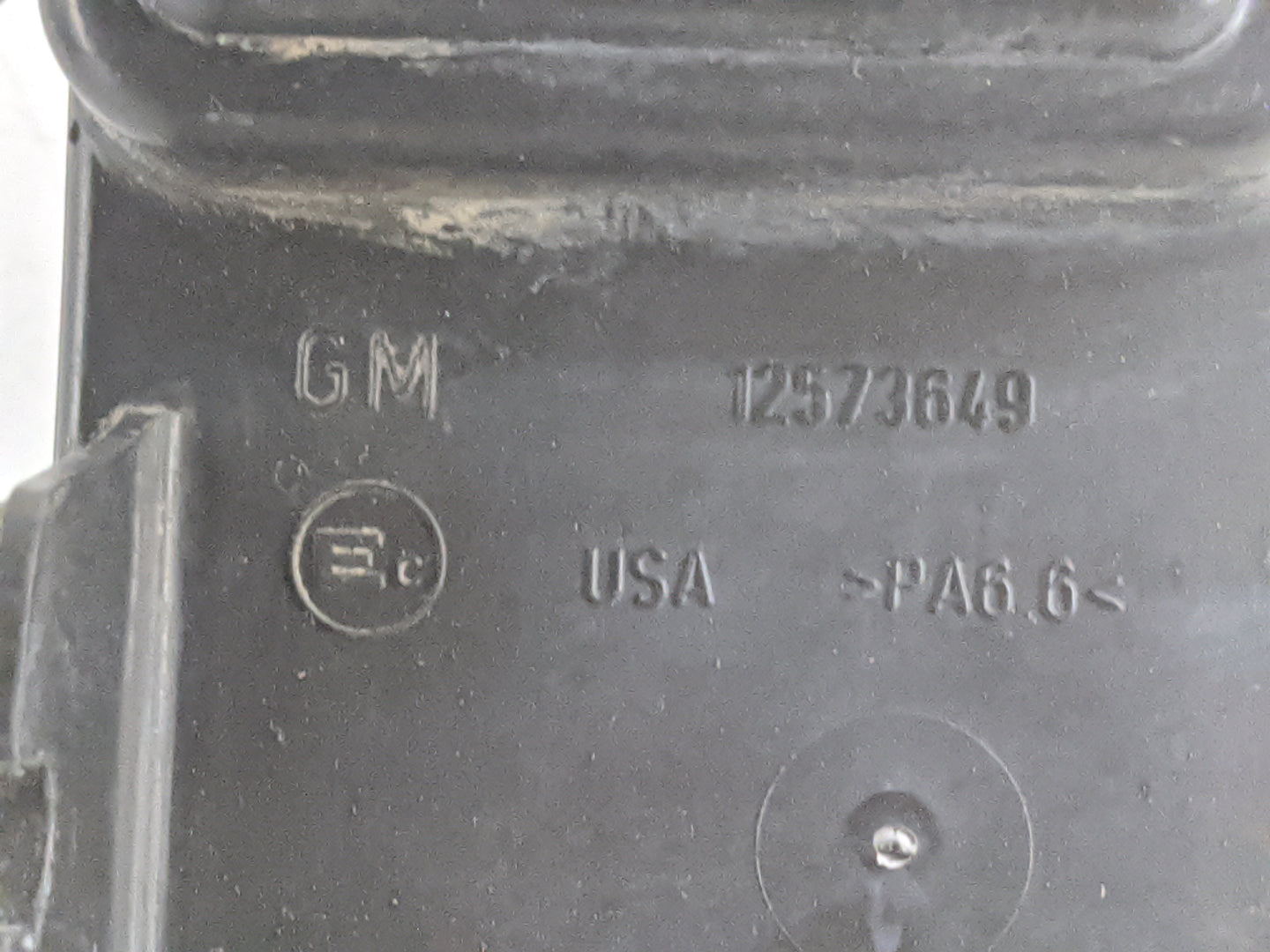 2006 Chevrolet Avalanche 1500 Fuel Vapor Charcoal Canister - Oemusedautoparts1.com