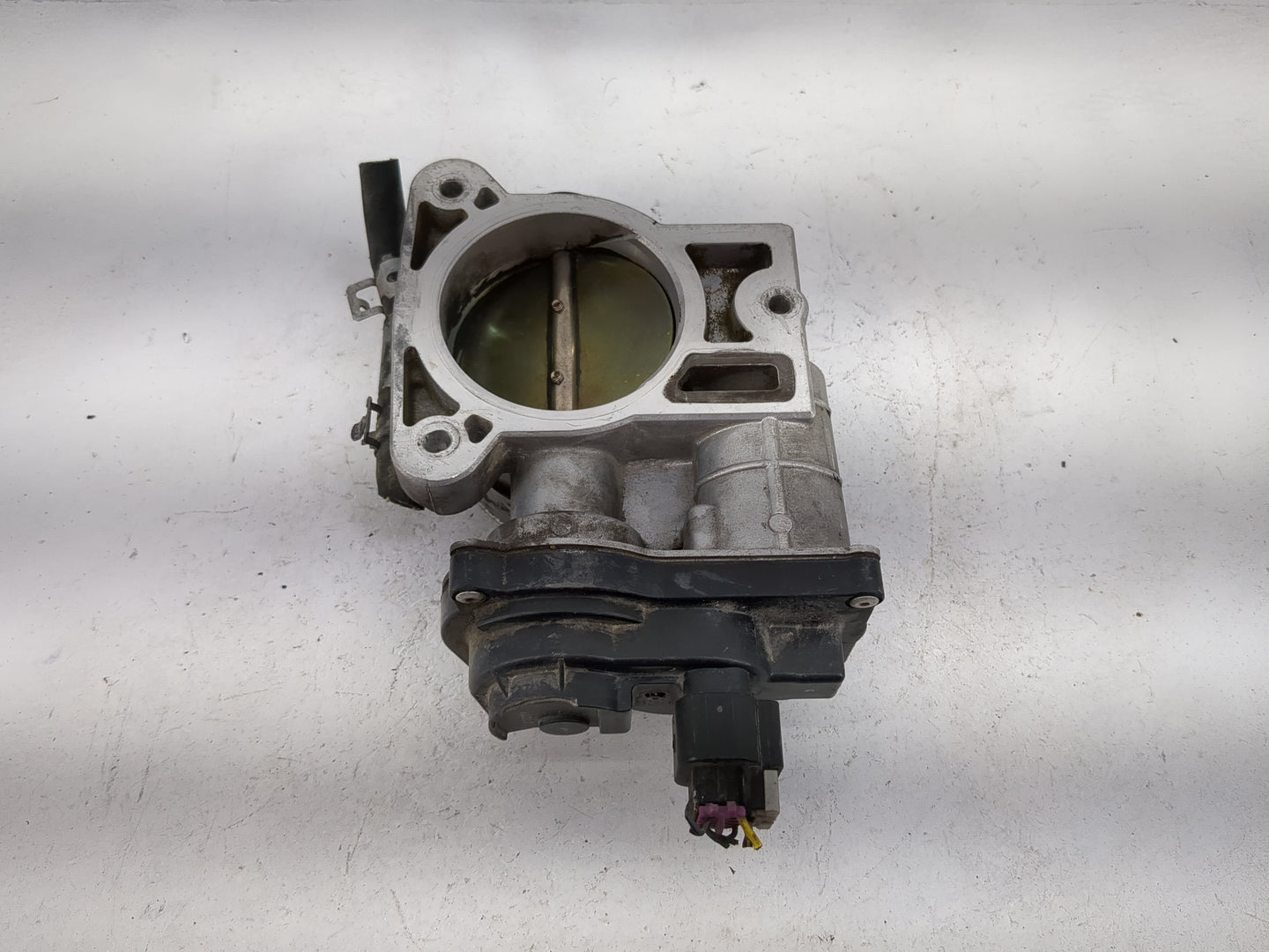 2003-2006 Chevrolet Avalanche 1500 Throttle Body P/N:12570800 RME75 Fits Fits 2003 2004 2005 2006 2007 OEM Used Auto Parts -