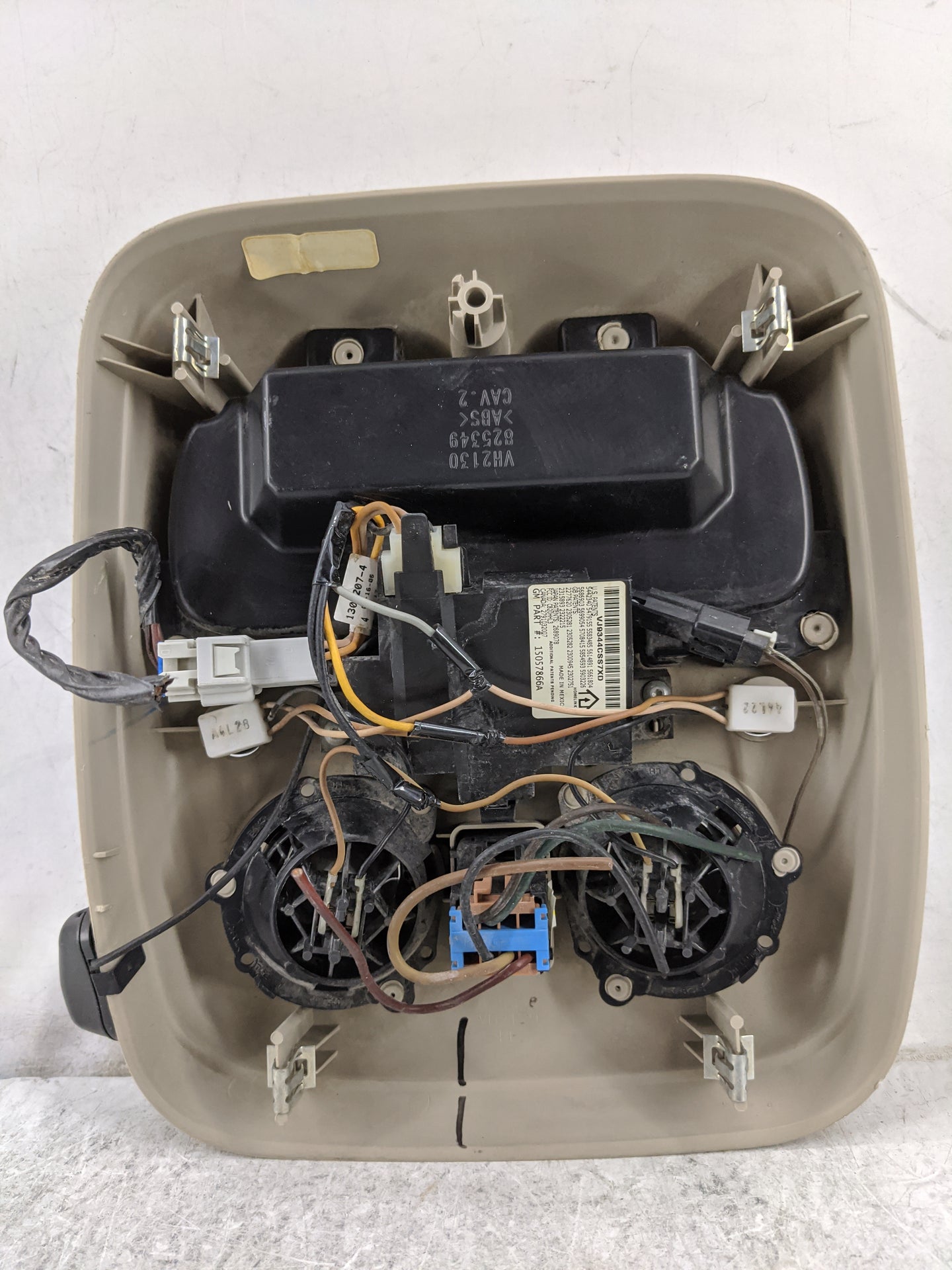 2006 Chevrolet Avalanche 1500 Overhead Roof Console Tan - Oemusedautoparts1.com