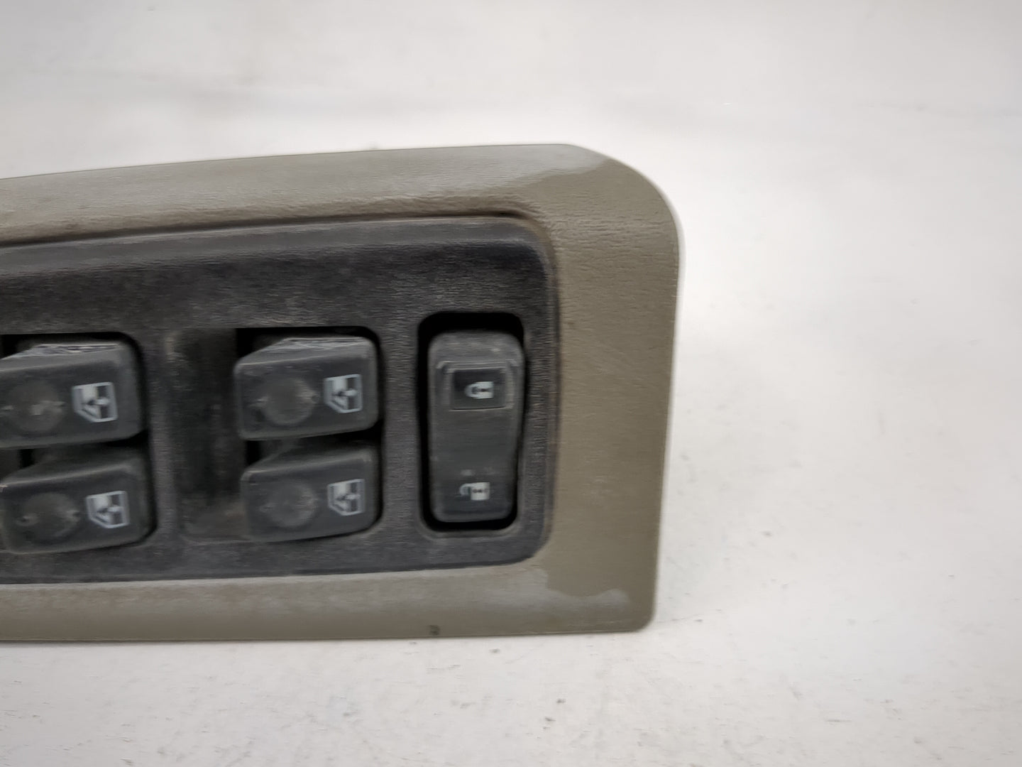 2006 Chevrolet Avalanche 1500 Master Power Window Switch Replacement Driver Side Left P/N:10398565 BP8565X252410BP4 Fits OEM