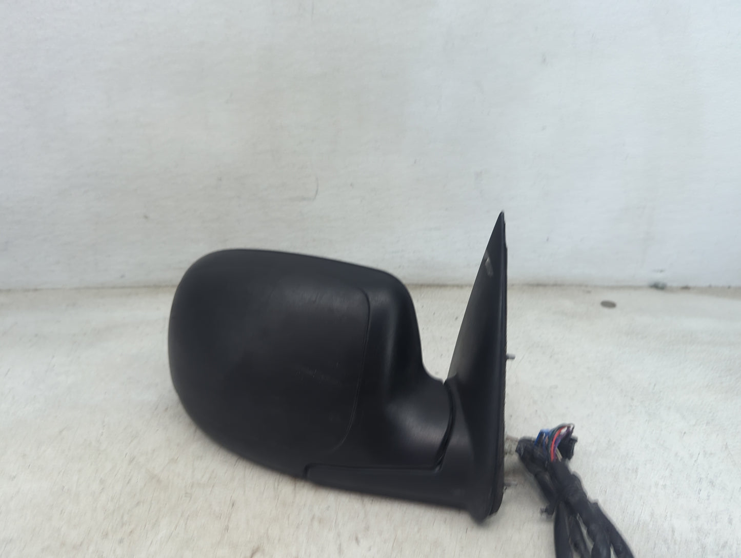 2006 Chevrolet Avalanche 1500 Passenger Side View Mirror - Right Door Mirror OEM Used - Oemusedautoparts1.com