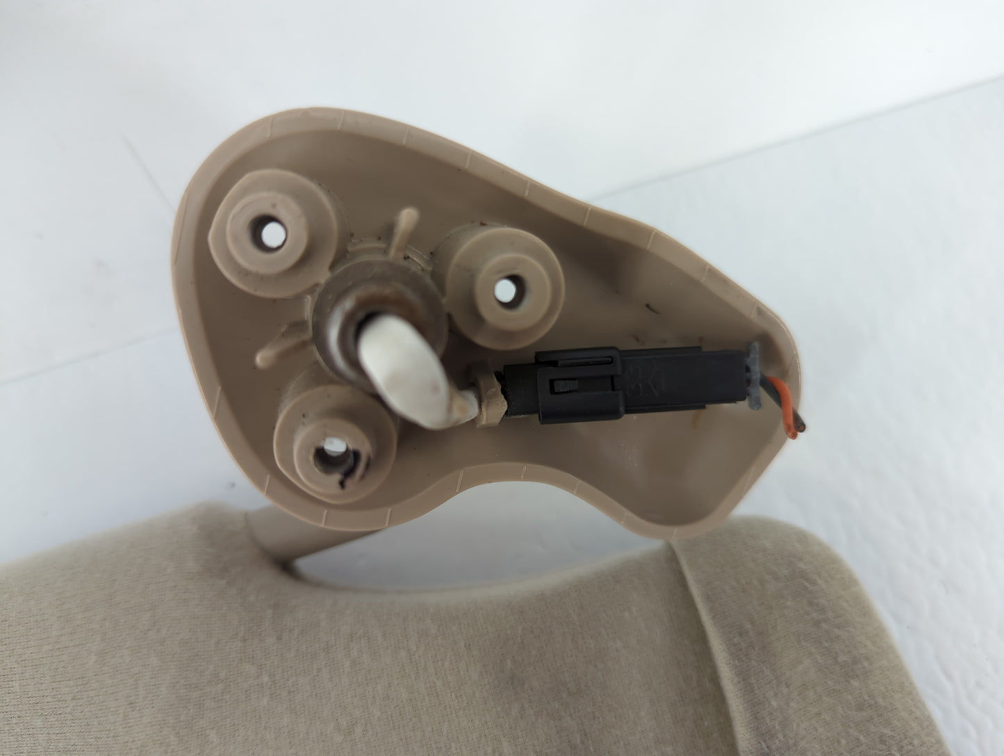 2006 Chevrolet Avalanche 1500 Sun Visor Shade Replacement Passenger Right Mirror Fits OEM Used Auto Parts - Oemusedautoparts