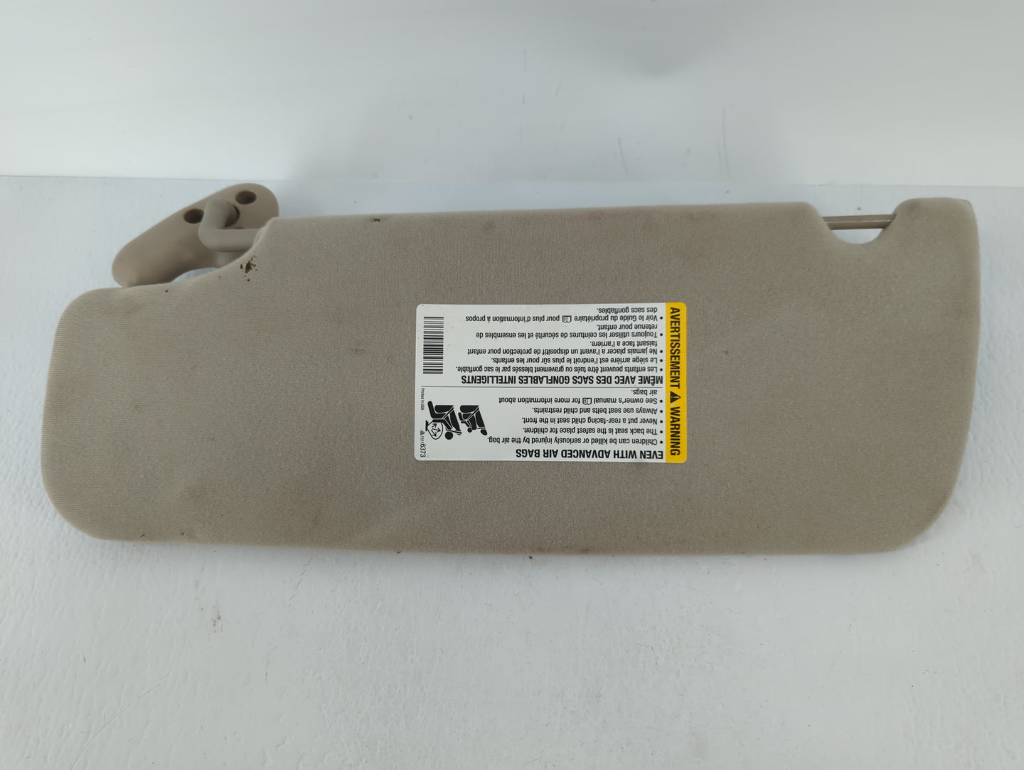 2006 Chevrolet Avalanche 1500 Sun Visor Shade Replacement Passenger Right Mirror Fits OEM Used Auto Parts - Oemusedautoparts