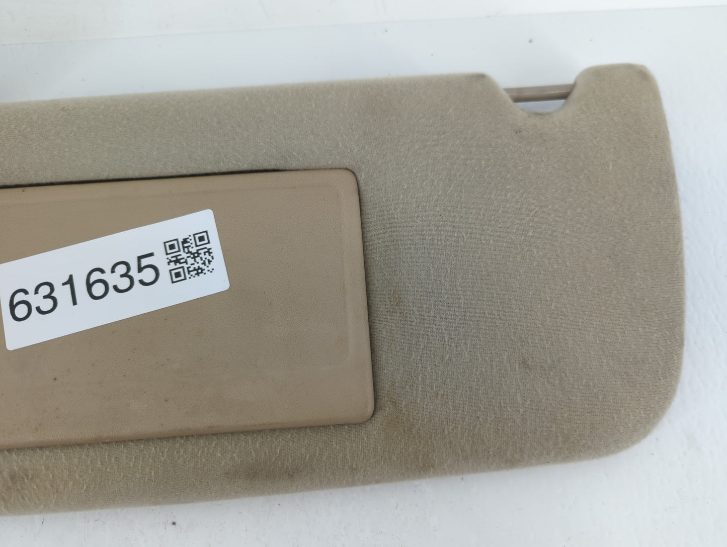 2006 Chevrolet Avalanche 1500 Sun Visor Shade Replacement Driver Left Mirror Fits OEM Used Auto Parts - Oemusedautoparts1.co