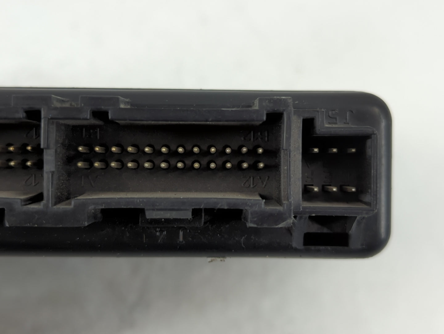2003 Avalanche 1500 Body Control Module Bcm Inner Cabin Fuse Box - Oemusedautoparts1.com
