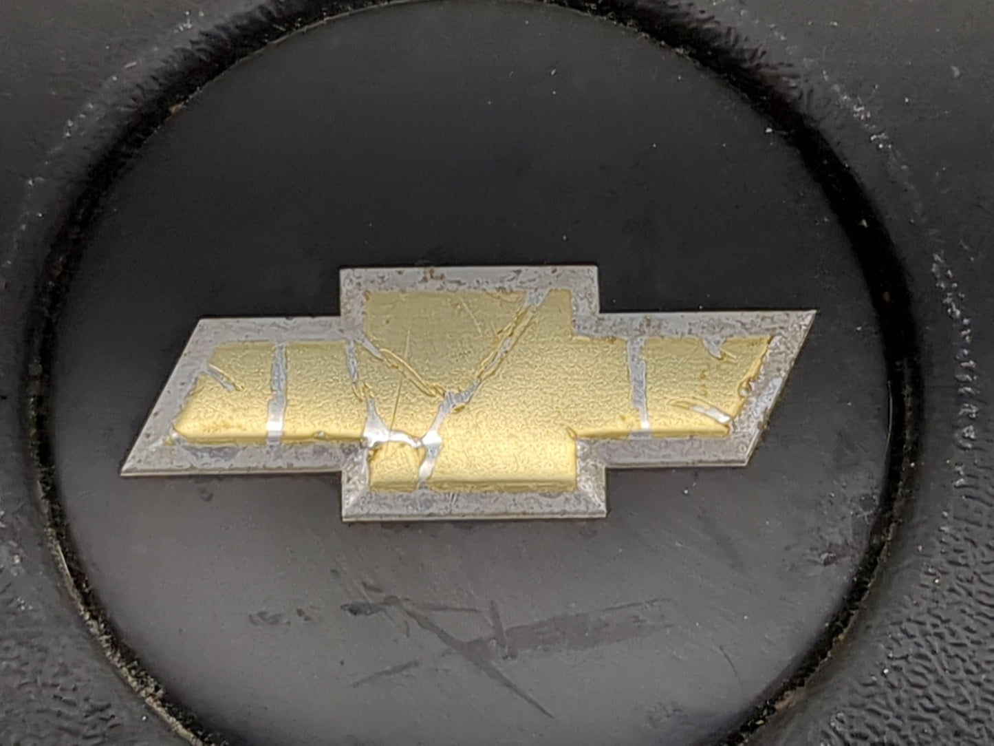2003 Chevrolet Avalanche 2500 Air Bag Driver Left Steering Wheel Mounted - Oemusedautoparts1.com