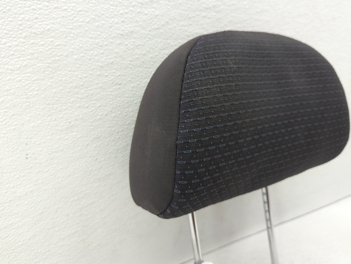 2006-2006 Chevrolet Aveo Headrest Head Rest Front Driver Passenger Seat - Oemusedautoparts1.com
