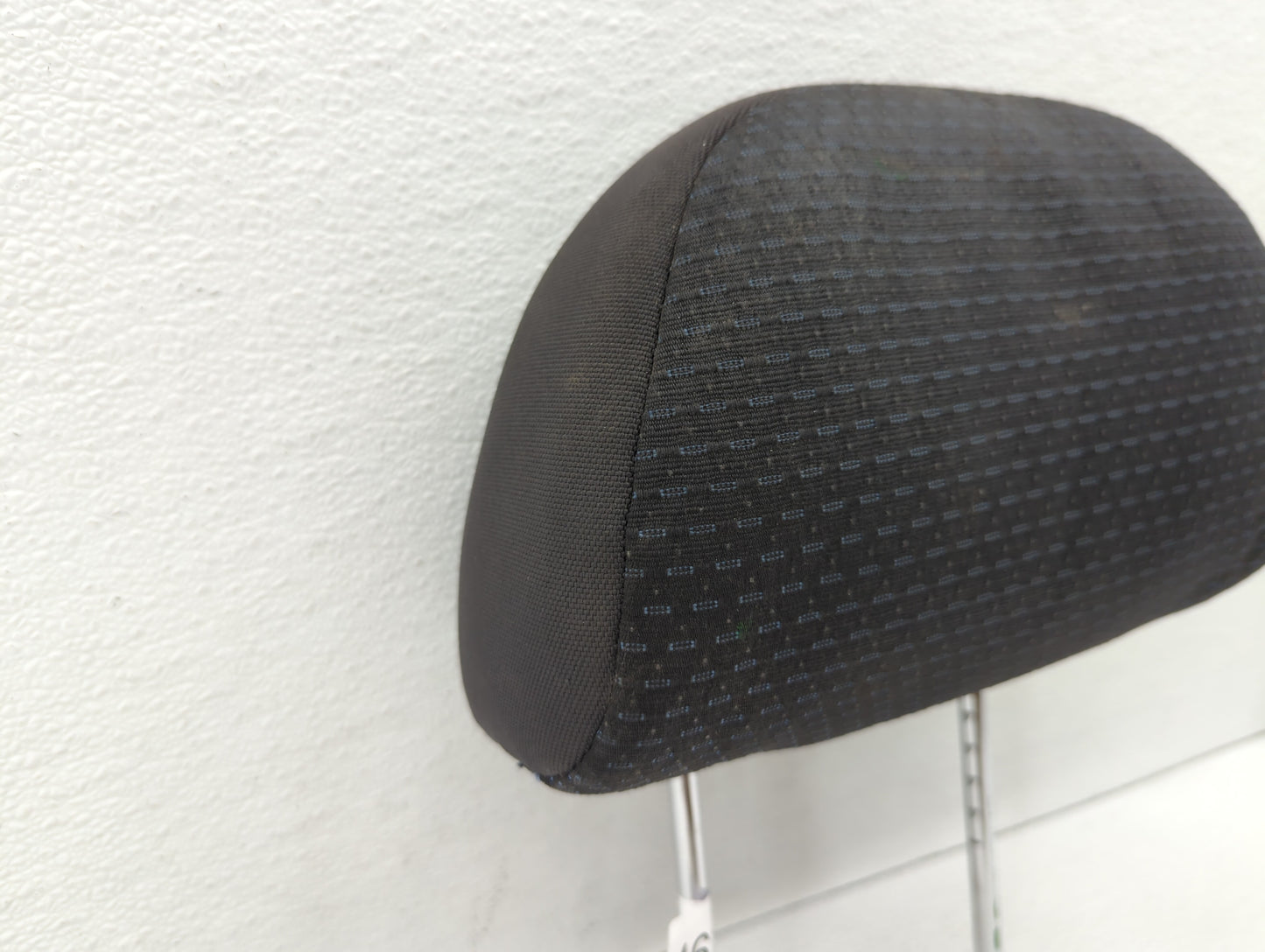 2006-2006 Chevrolet Aveo Headrest Head Rest Front Driver Passenger Seat - Oemusedautoparts1.com