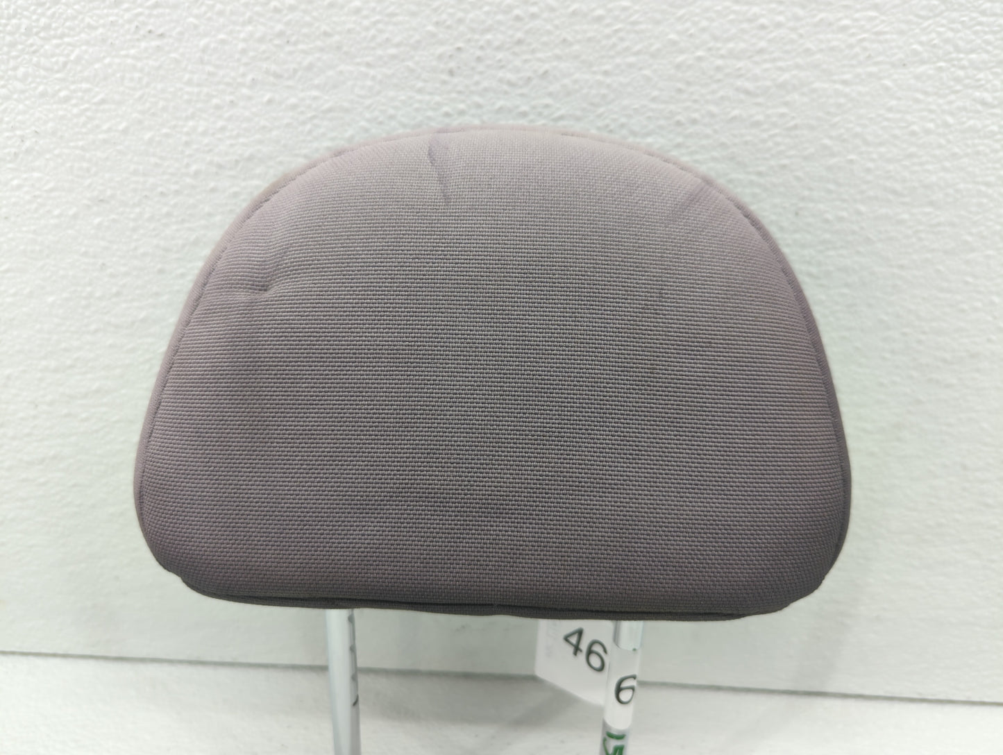 2006-2006 Chevrolet Aveo Headrest Head Rest Rear Center Seat Dark Grey - Oemusedautoparts1.com
