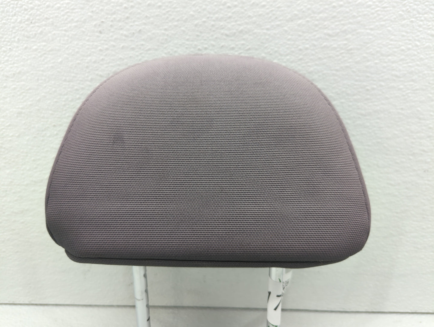 2006-2006 Chevrolet Aveo Headrest Head Rest Front Driver Passenger Seat - Oemusedautoparts1.com