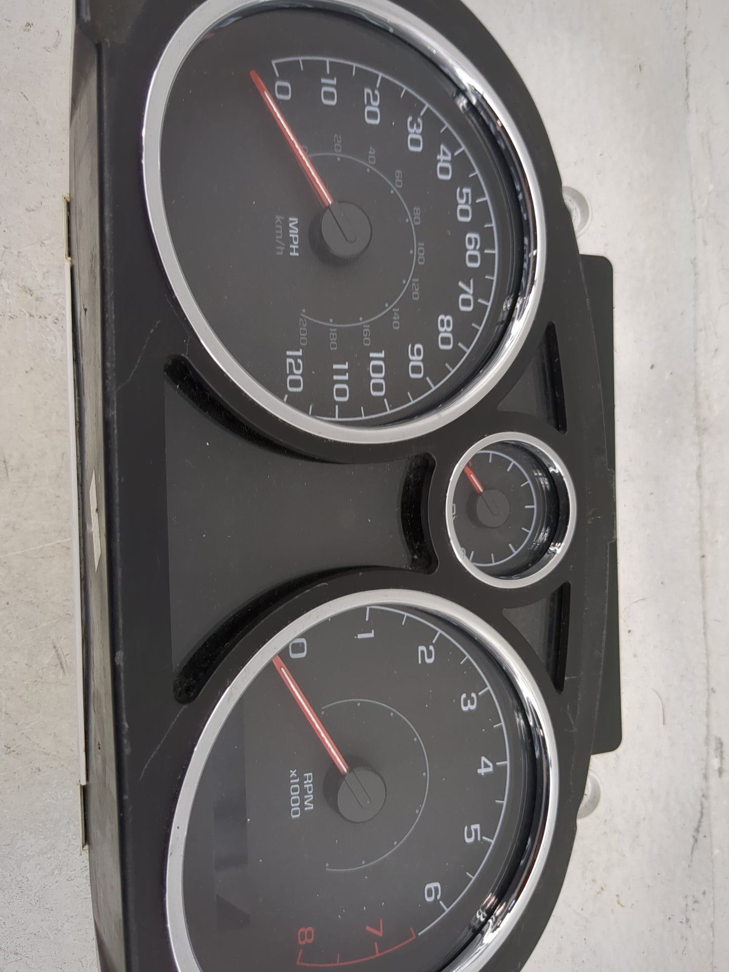 2005-2006 Chevrolet Cobalt Instrument Cluster Speedometer Gauges P/N:15805551 Miles:208K Fits Fits 2005 2006 OEM Used Auto P