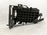 2006 Chevrolet Cobalt Fusebox Fuse Box Panel Relay Module Fits OEM Used Auto Parts - Oemusedautoparts1.com