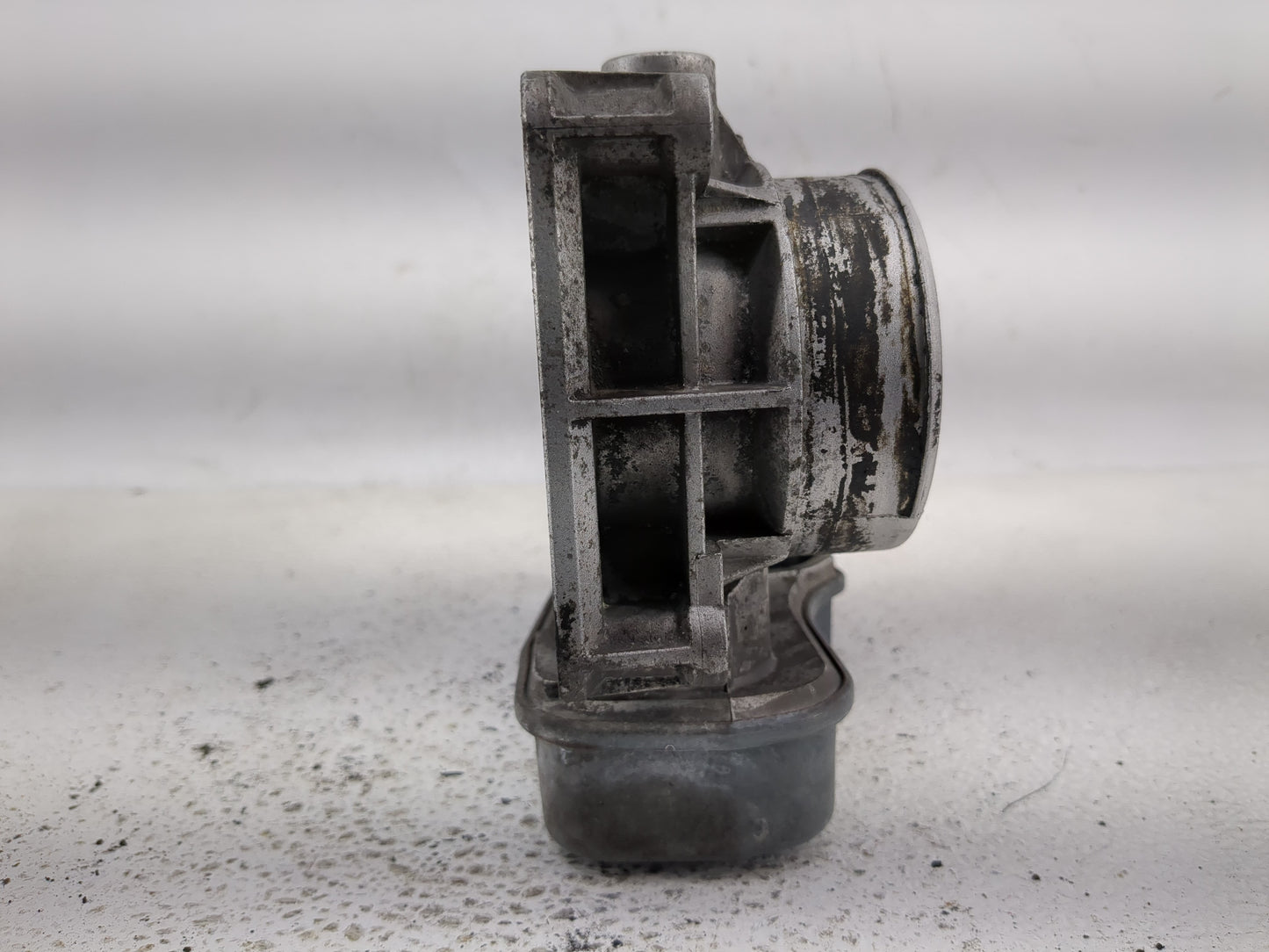 2005-2006 Chevrolet Cobalt Throttle Body Fits Fits 2002 2003 2004 2005 2006 2007 OEM Used Auto Parts - Oemusedautoparts1.com