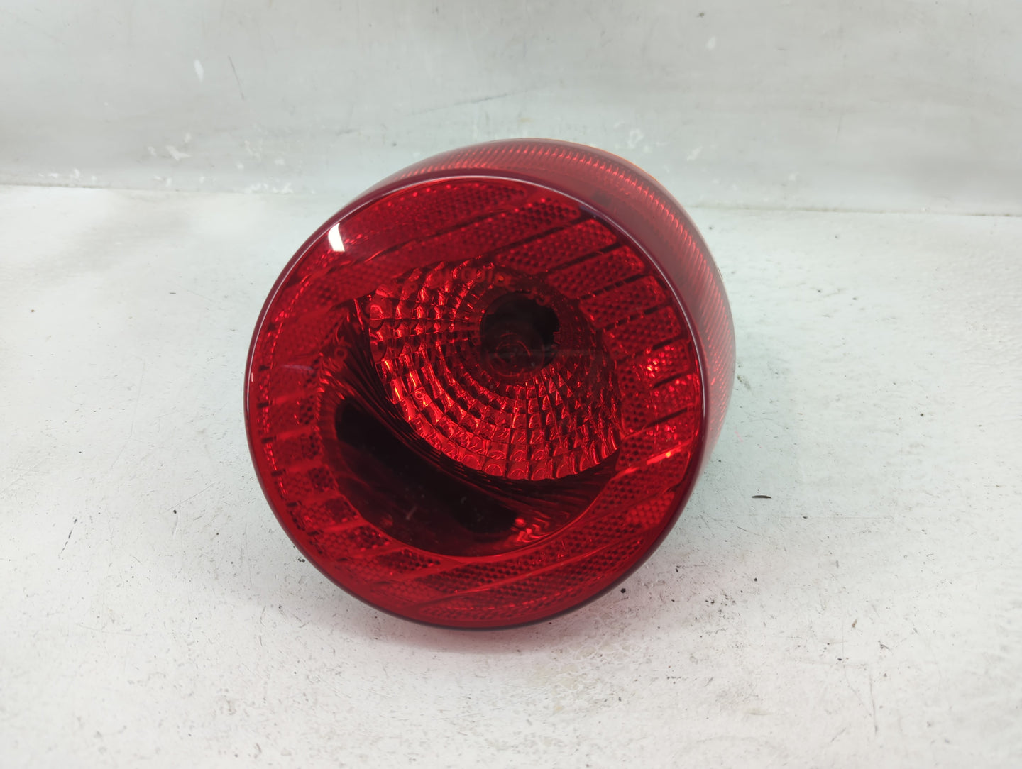 2005-2010 Chevrolet Cobalt Tail Light Assembly Passenger Right OEM Fits Fits 2005 2006 2007 2008 2009 2010 OEM Used Auto Par
