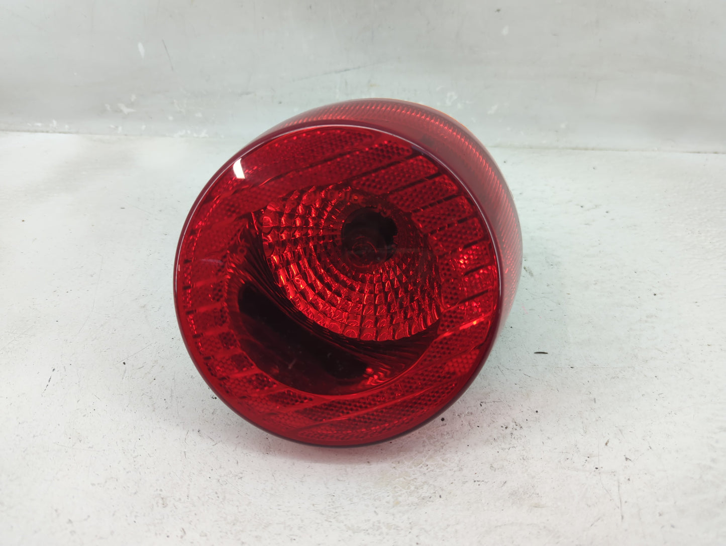 2005-2010 Chevrolet Cobalt Tail Light Assembly Passenger Right OEM Fits Fits 2005 2006 2007 2008 2009 2010 OEM Used Auto Par